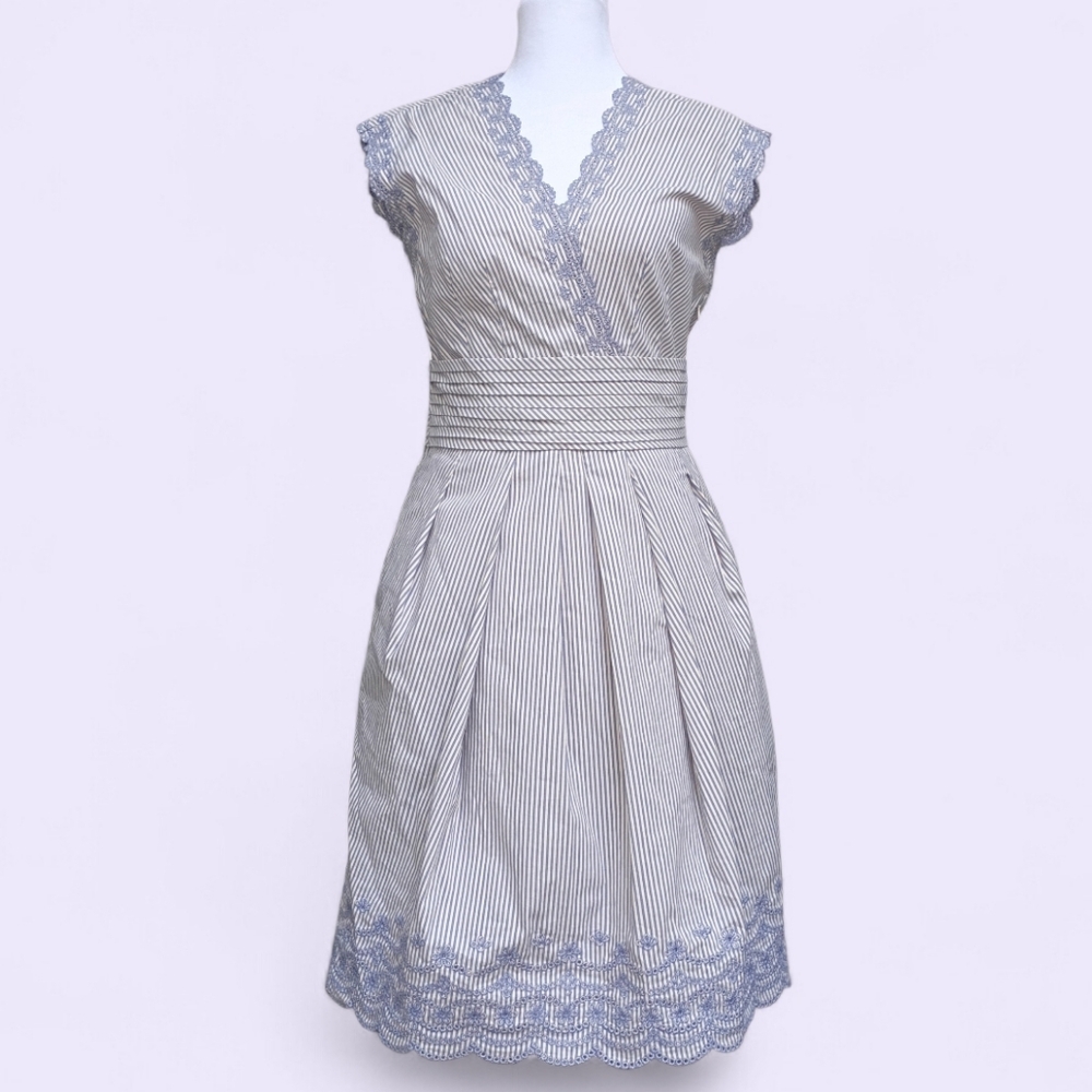 BCBGMAXAZRIA Blue Striped Embroidered Eyelet Wrap Dress Size 4